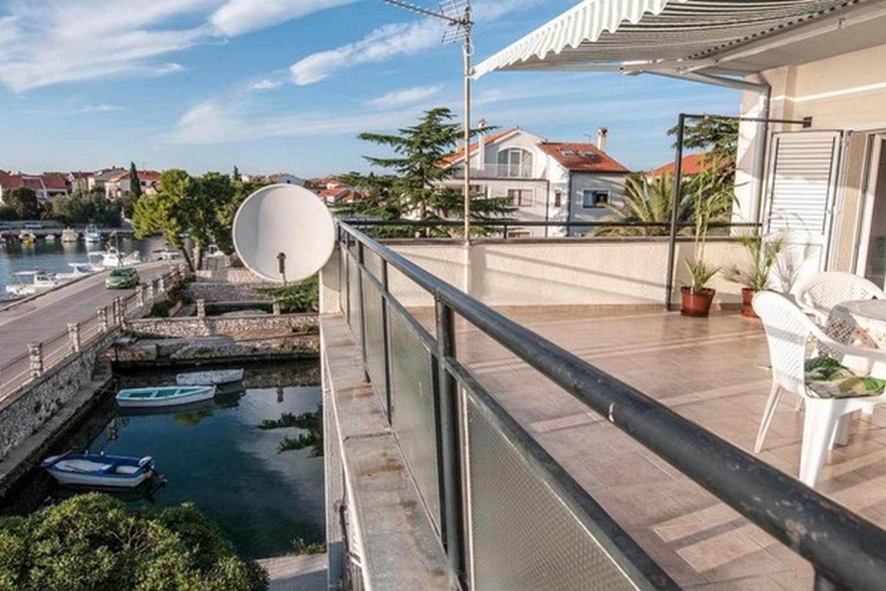 Amazing Seaview Apartment With A Balcony Near The Beach - Kneza Trpimira I Zadar Eksteriør billede