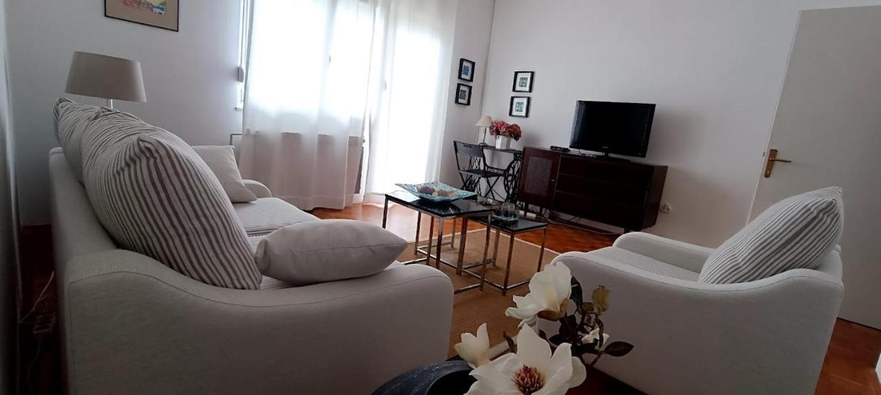 Amazing Seaview Apartment With A Balcony Near The Beach - Kneza Trpimira I Zadar Eksteriør billede
