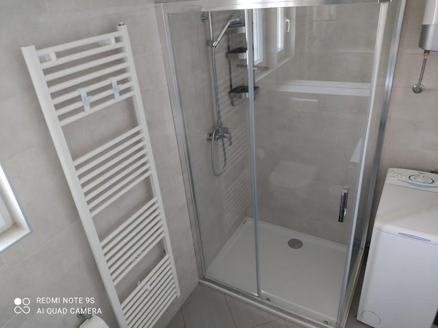 Amazing Seaview Apartment With A Balcony Near The Beach - Kneza Trpimira I Zadar Eksteriør billede