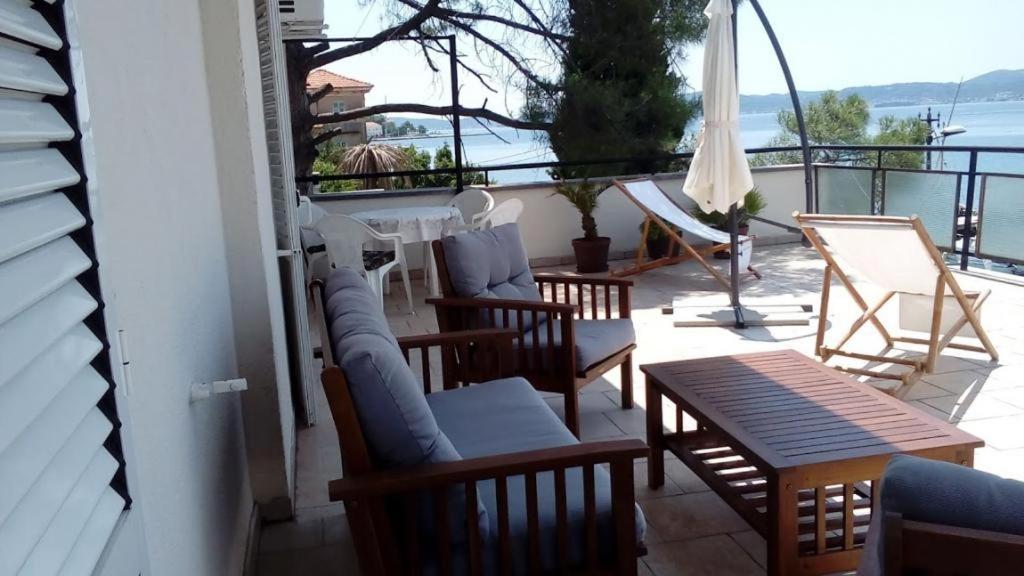 Amazing Seaview Apartment With A Balcony Near The Beach - Kneza Trpimira I Zadar Eksteriør billede
