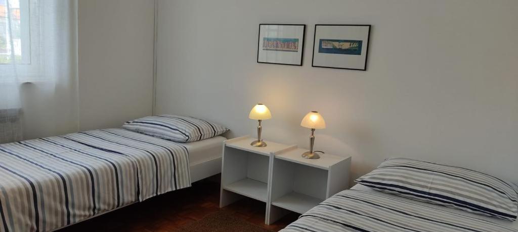 Amazing Seaview Apartment With A Balcony Near The Beach - Kneza Trpimira I Zadar Eksteriør billede
