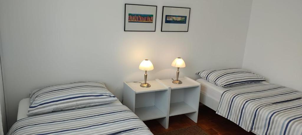 Amazing Seaview Apartment With A Balcony Near The Beach - Kneza Trpimira I Zadar Eksteriør billede